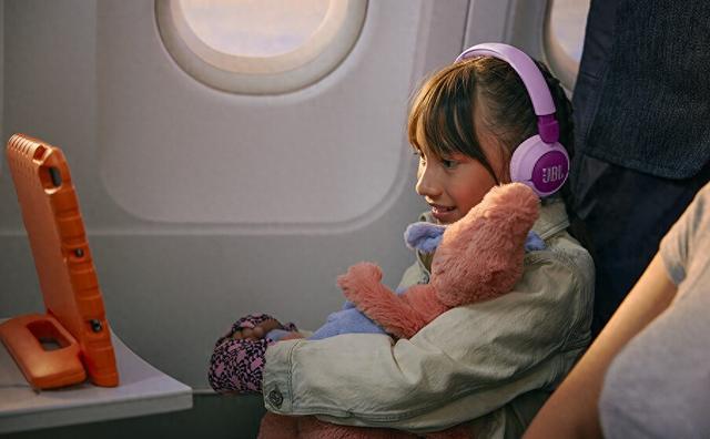 JBL Junior青少年耳机系列m6米乐JBL推出面向年轻听众的(图1)